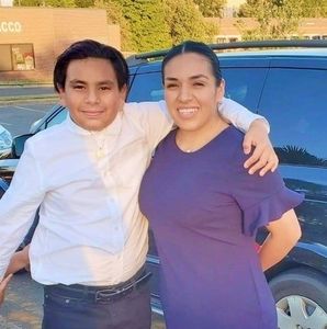 Meet your Posher, Claudia